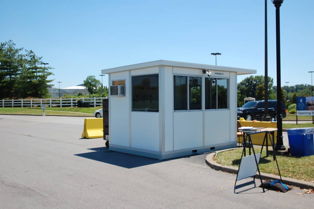 Guardhouse by allied modular - guardshack gate house exterior modular building